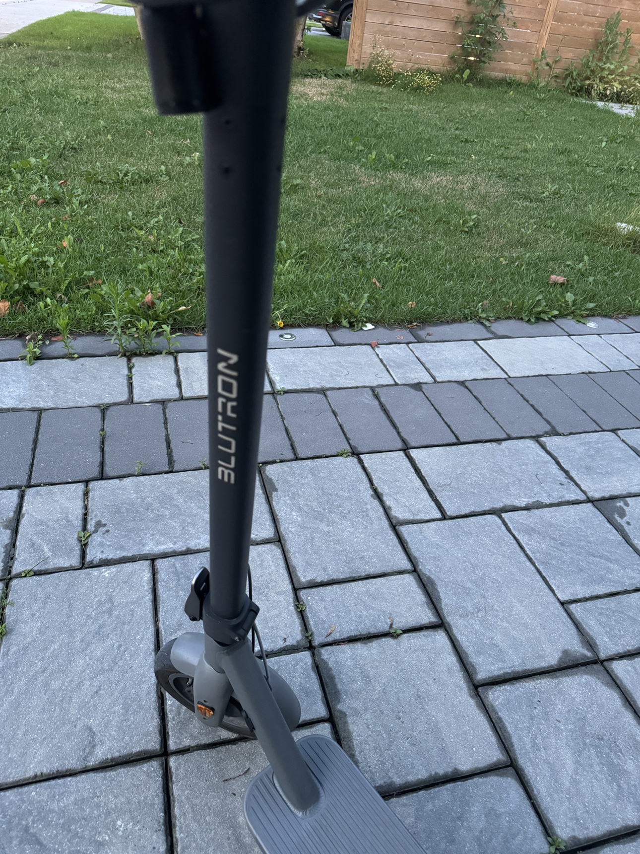 E scooter
