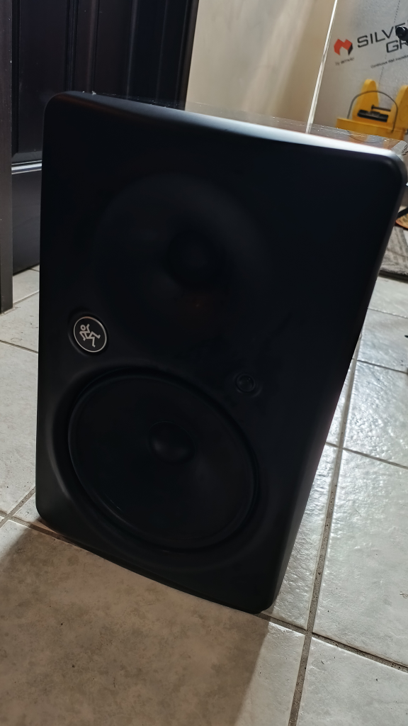 Studio monitor/speaker - photo 2