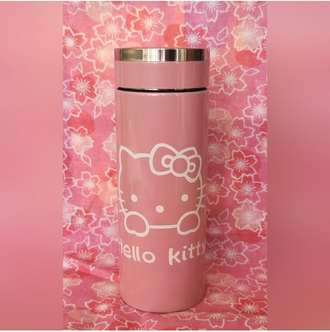 adorable Hello Kitty vacuum mug