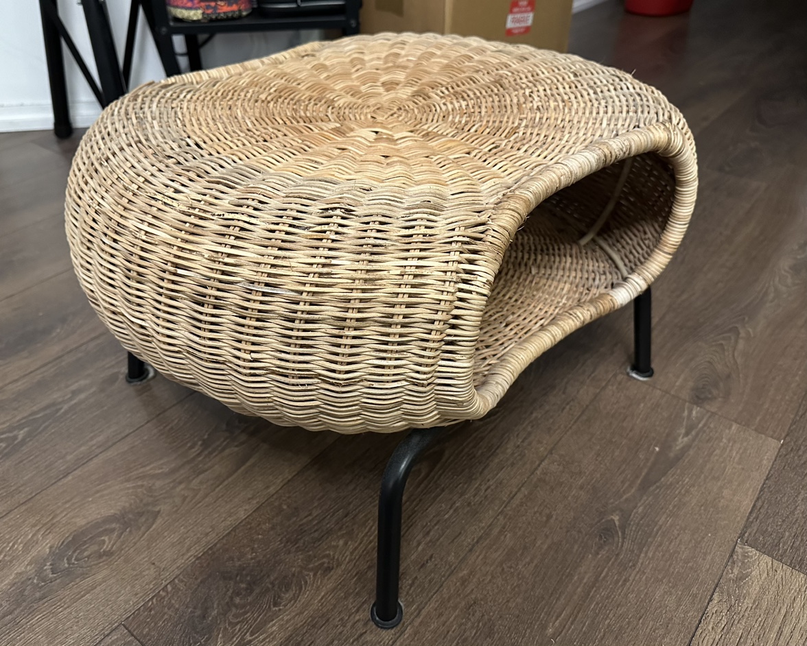 Ikea footstool with storage - photo 5