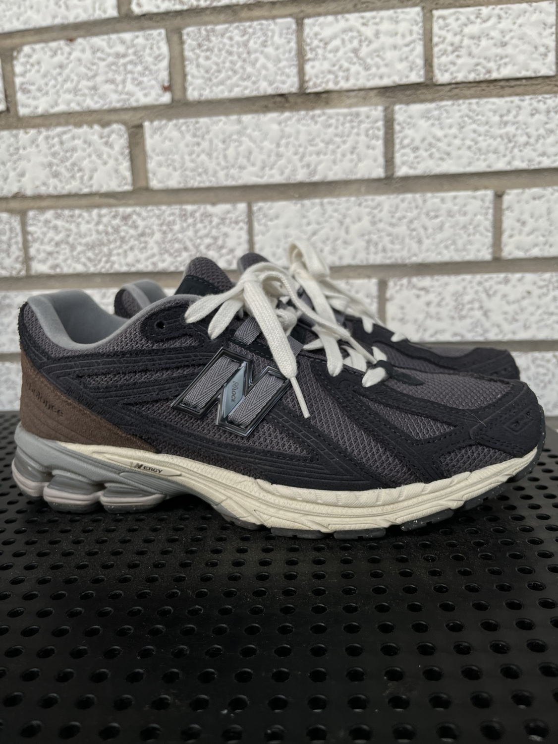 New Balance 1906F Men US9 - photo 2