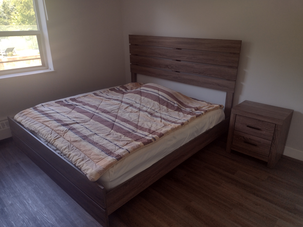 bedroom set - photo 2