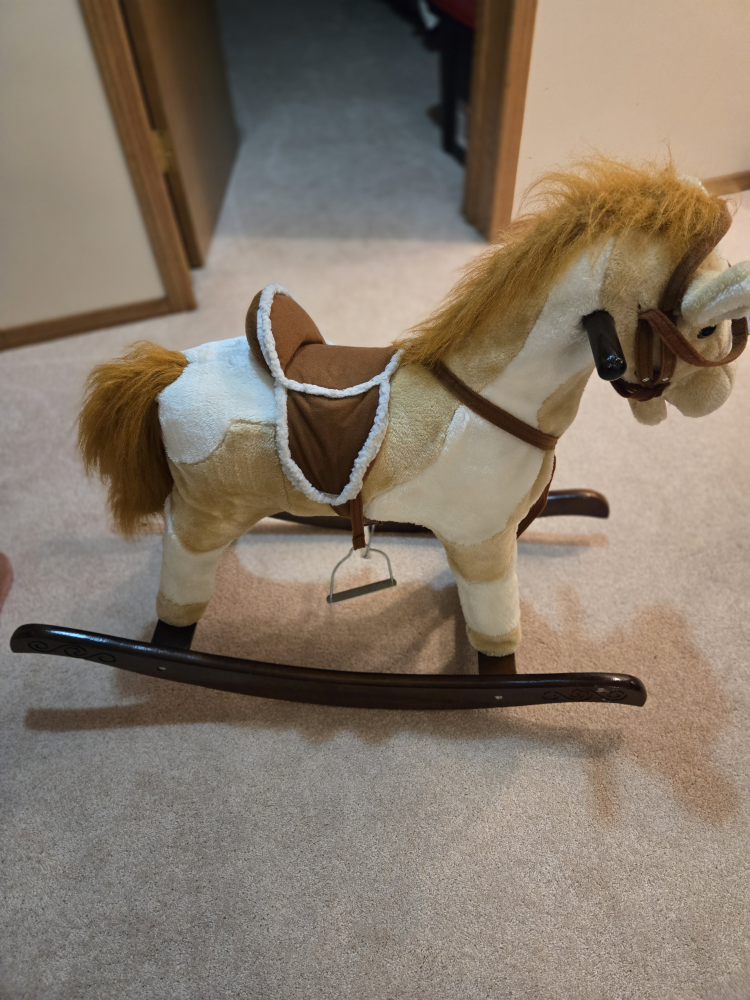 toddlers rocking horse - photo 2