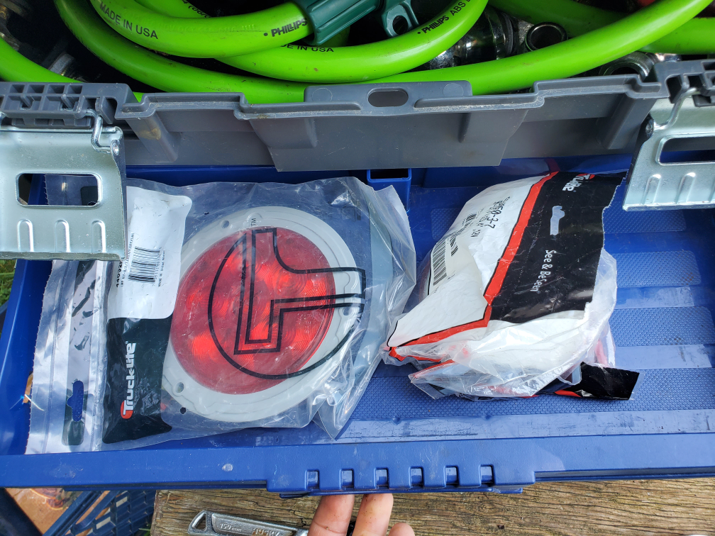 3 tool boxes with everything in pics image indicator(3)