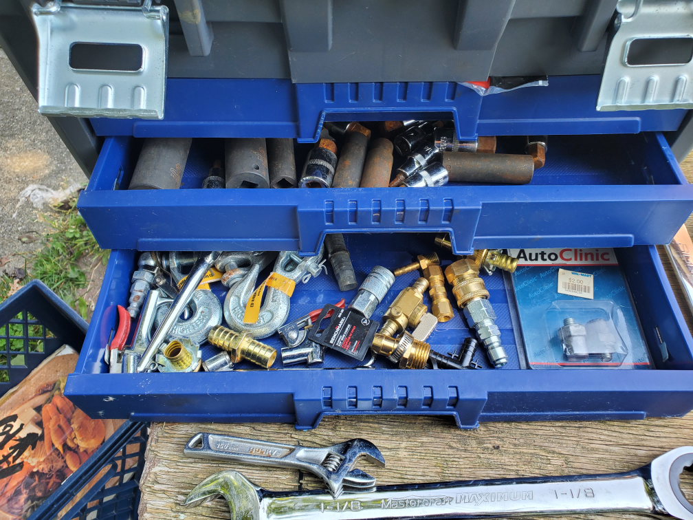 3 tool boxes with everything in pics image indicator(4)