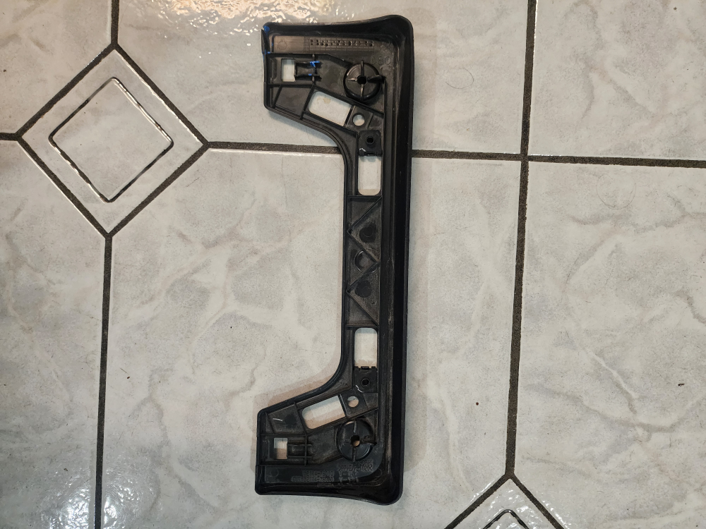 Lexus CT200h Front License Plate Bracket - Geninue Lexus Part image indicator(2)