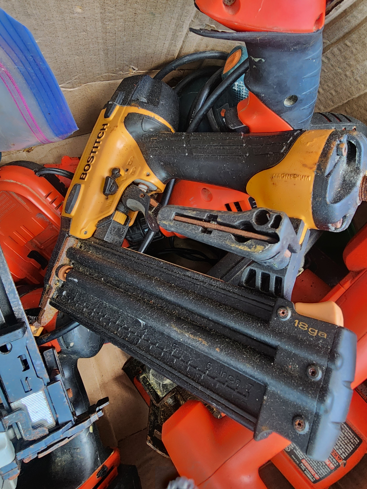 carpenter machines image indicator(3)