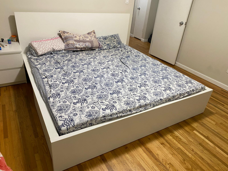 King Size Bed with mattress and 4 under bed drawers