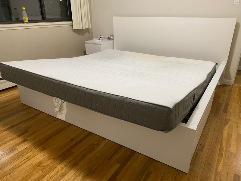 King Size Bed with mattress and 4 under bed drawers - photo 3