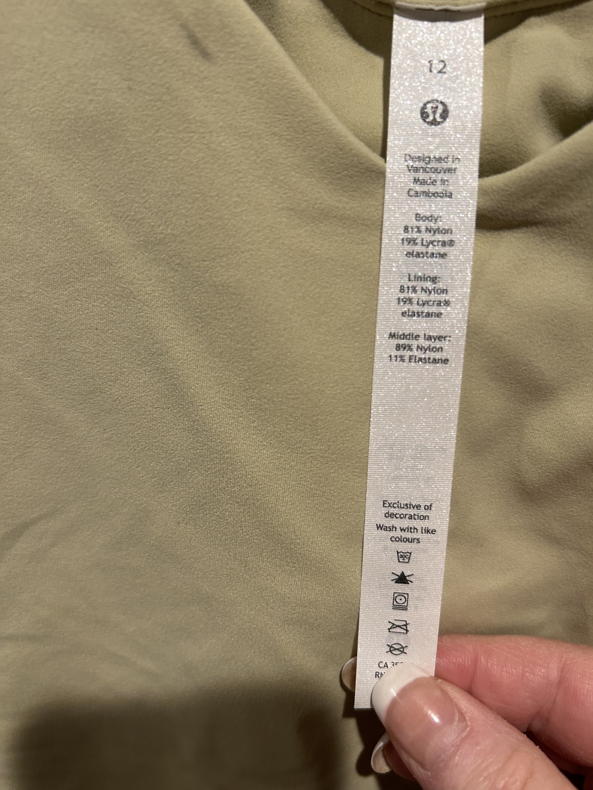 Lululemon tank top - photo 2