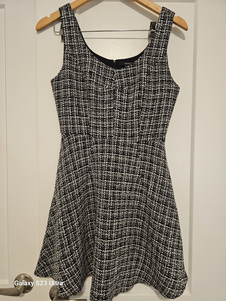Forever 21 dress thumbnail