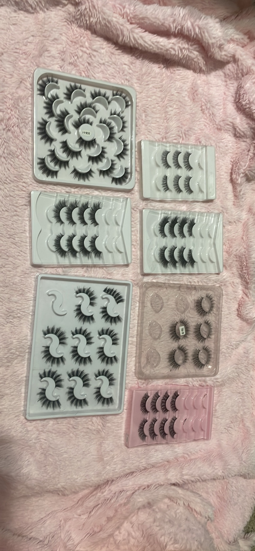 eyelashes (7$ for everything total)