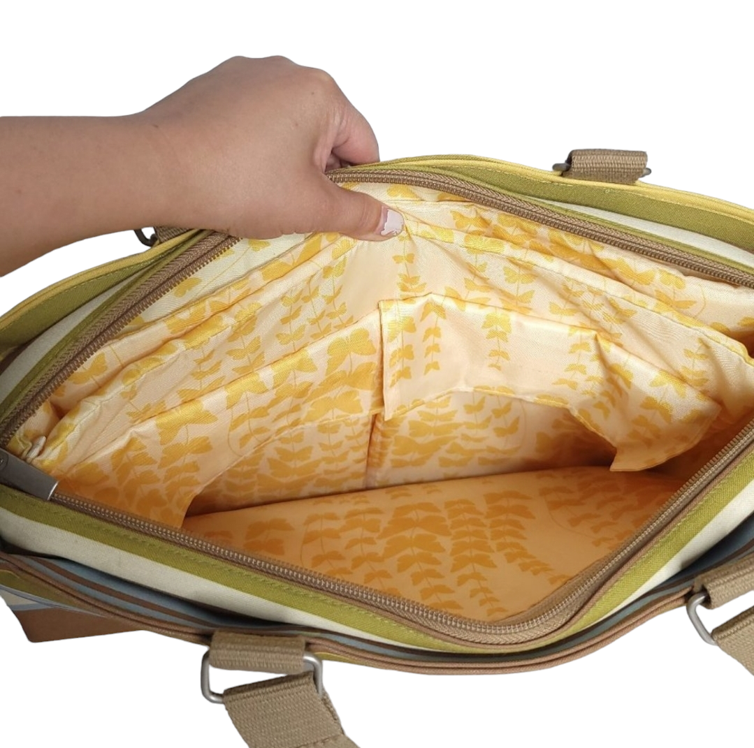 Large Laptop Bag Triple Compartments image indicator(5)