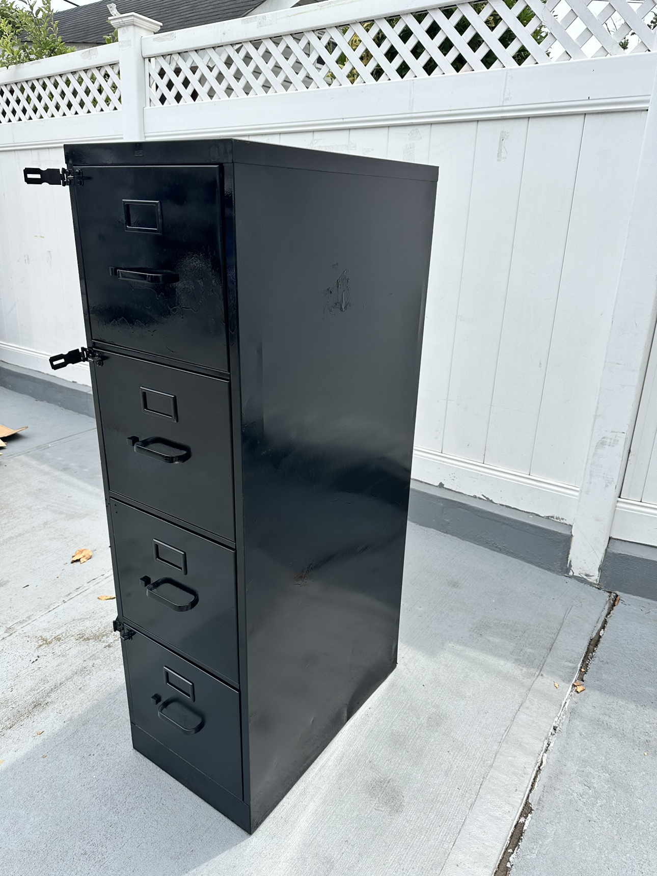 4 draw file cabinet - photo 3
