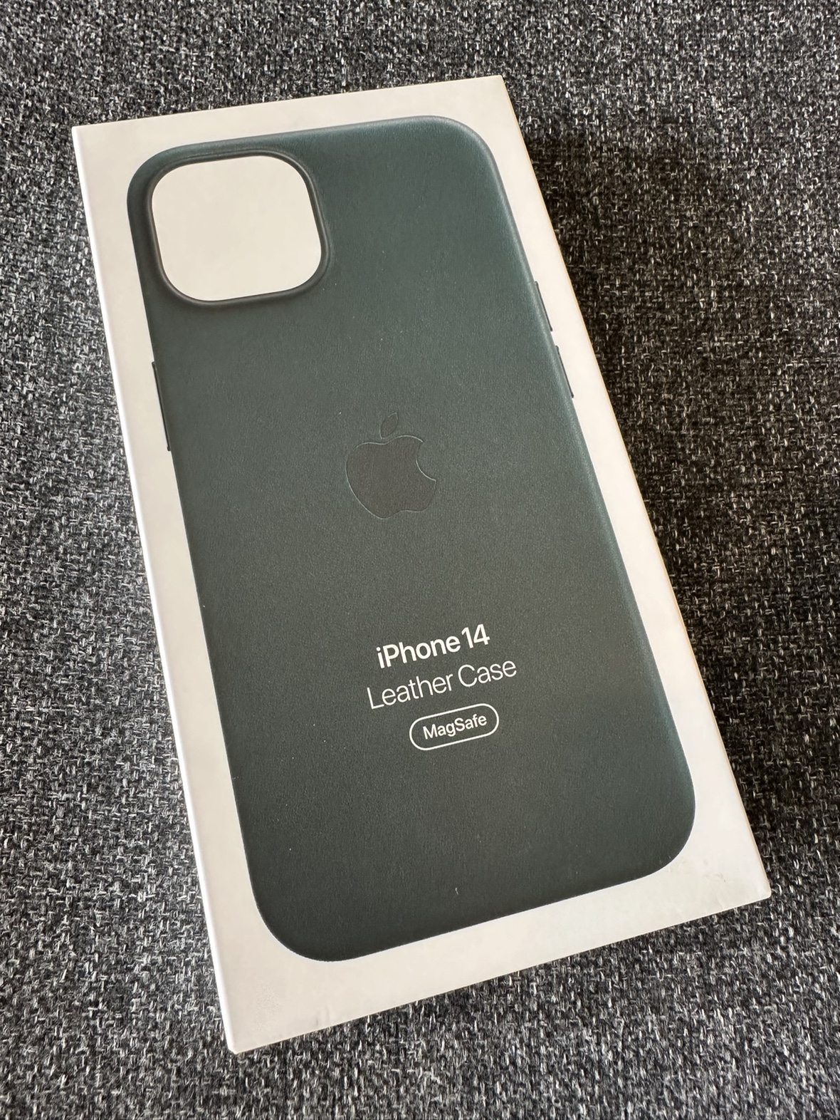 iPhone 14 Leather Case with MagSafe - Forest Green