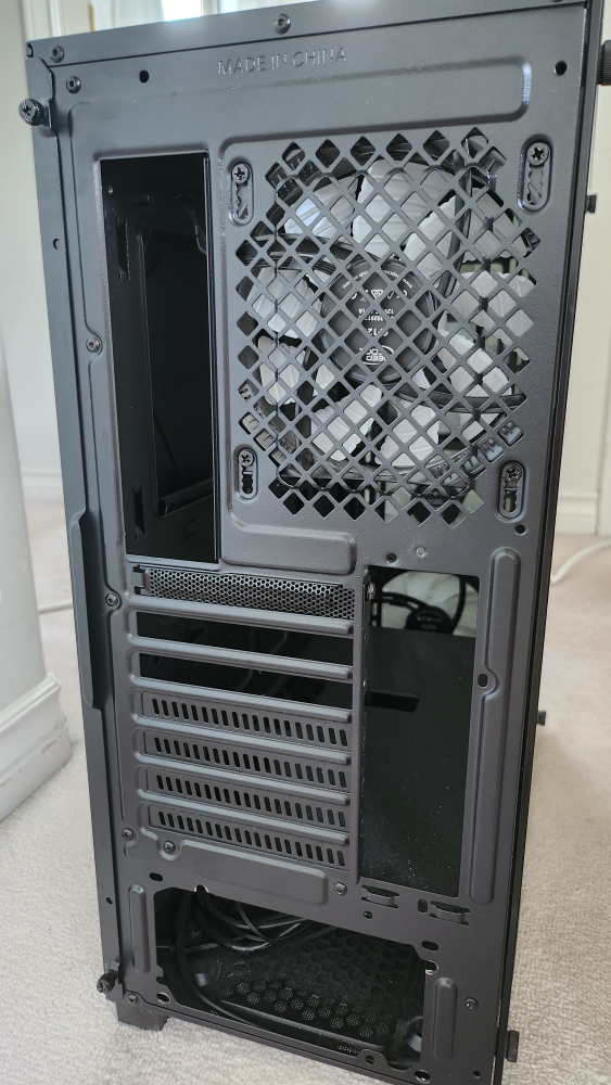 Free computer case (pending) - photo 3