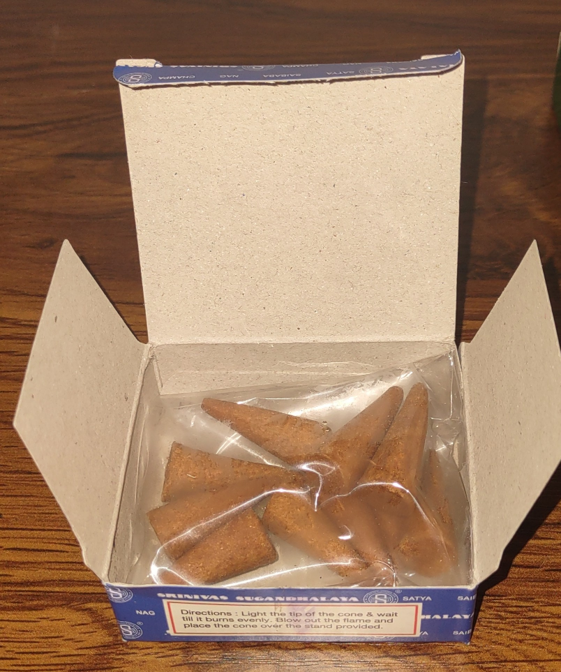 Incense (cones/sticks/holders) image indicator(4)