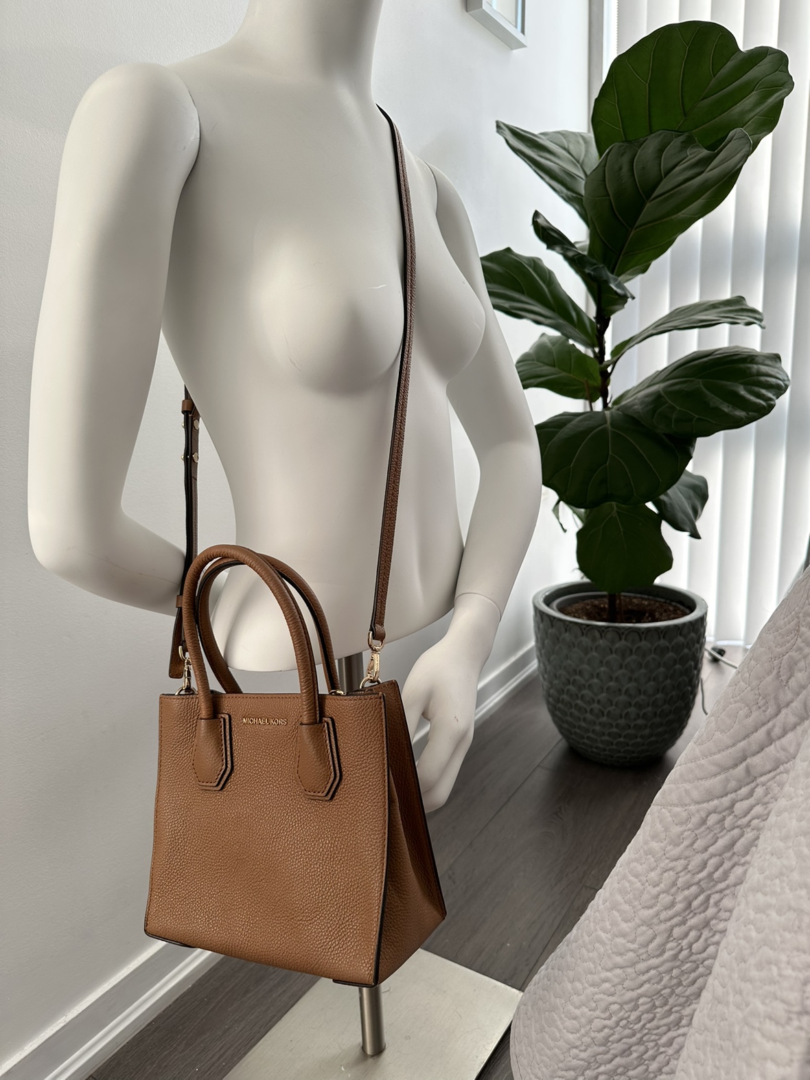 Authentic Michael Kors crossbody bag - photo 2