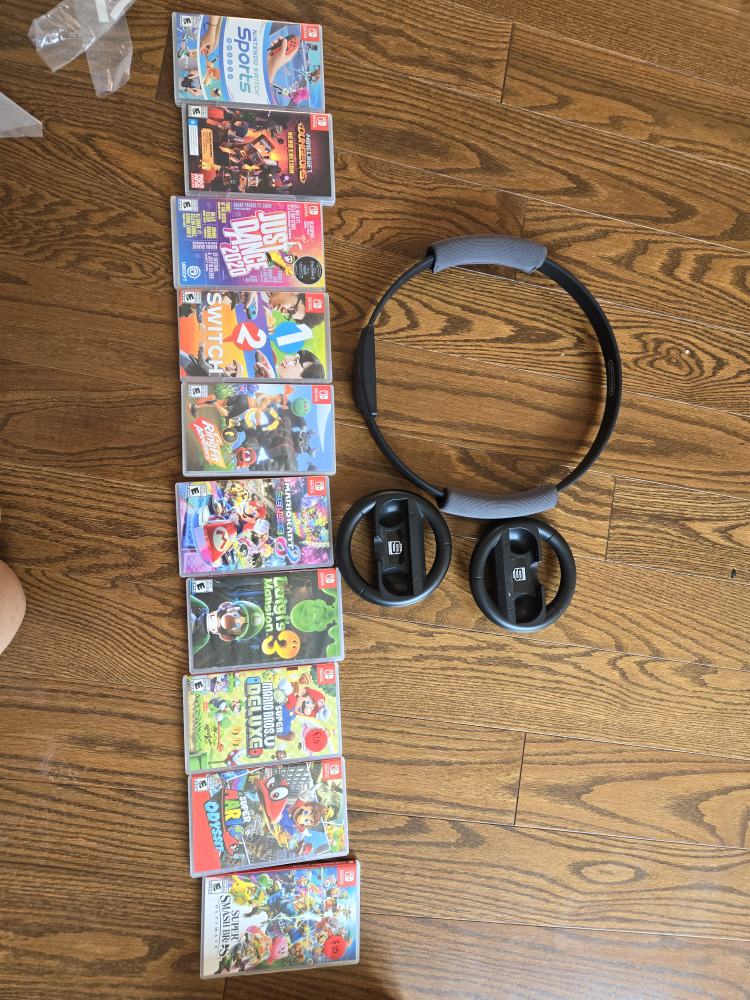 Nintendo Switch -Original with accessories & games - photo 5