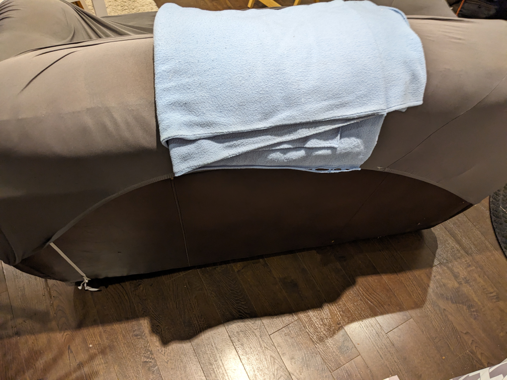 Couch - photo 4