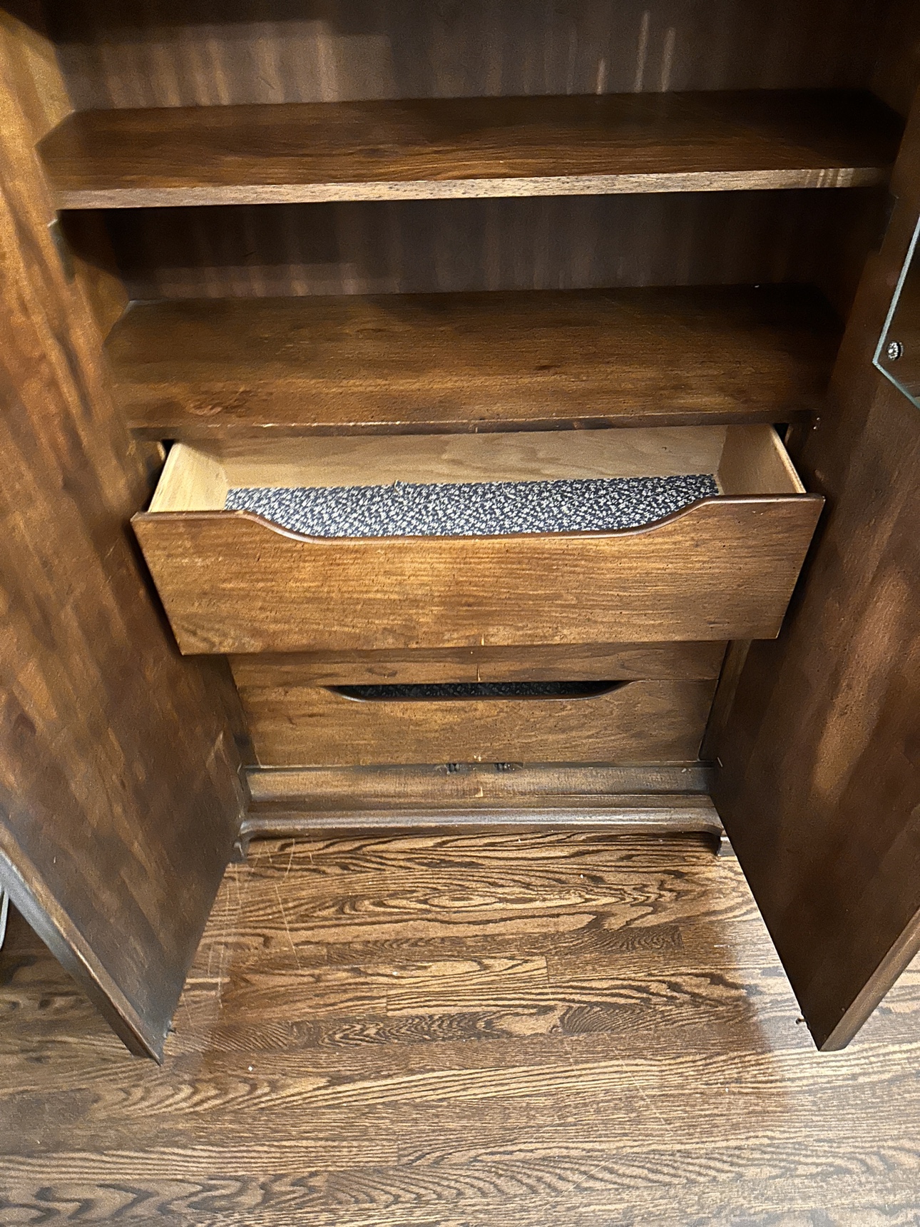 Solid Oak Cabinet - photo 3