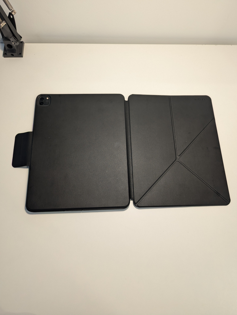 iPad Pro 13 inch (6th generation, 512 GB, M2) with Pitaka Case. - photo 5