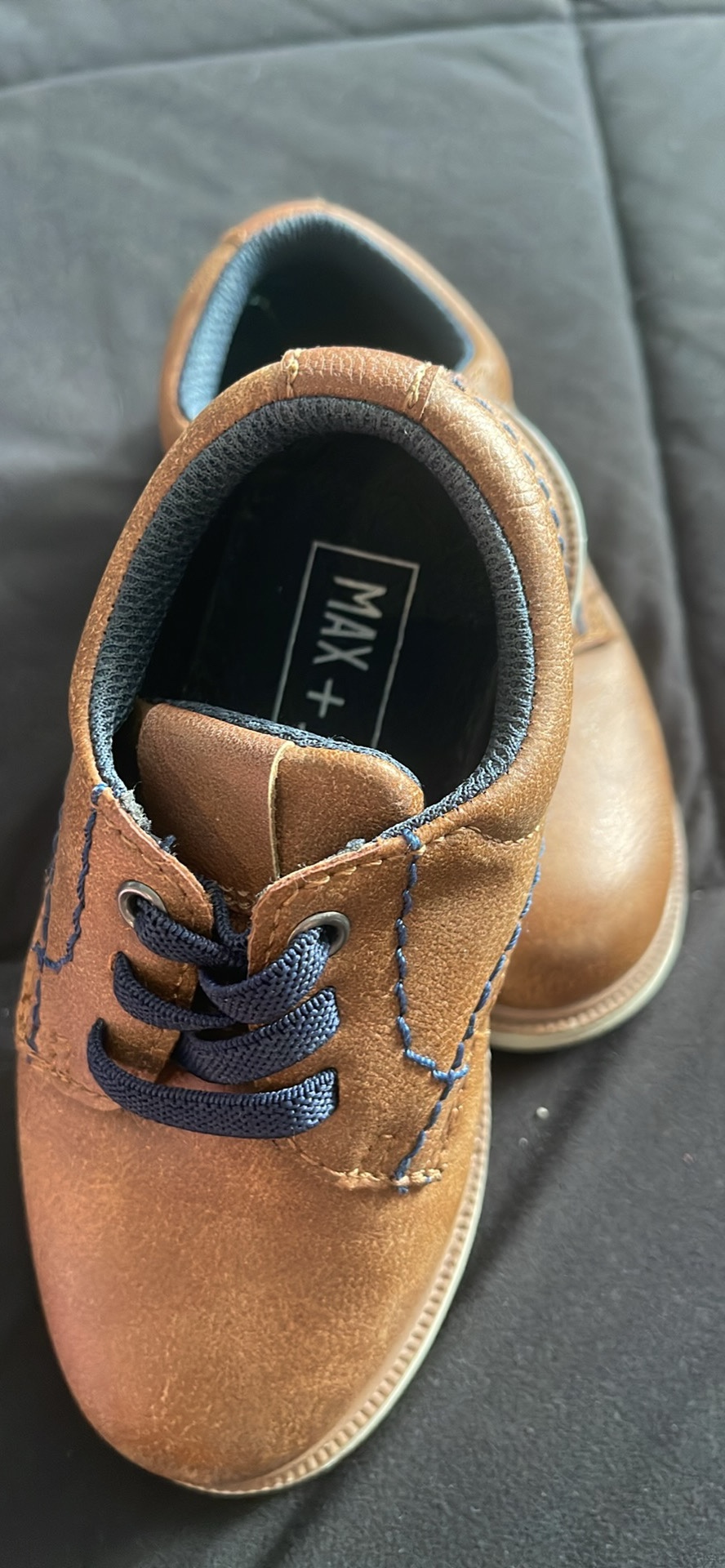 Boy  casually wear shoes image indicator(2)