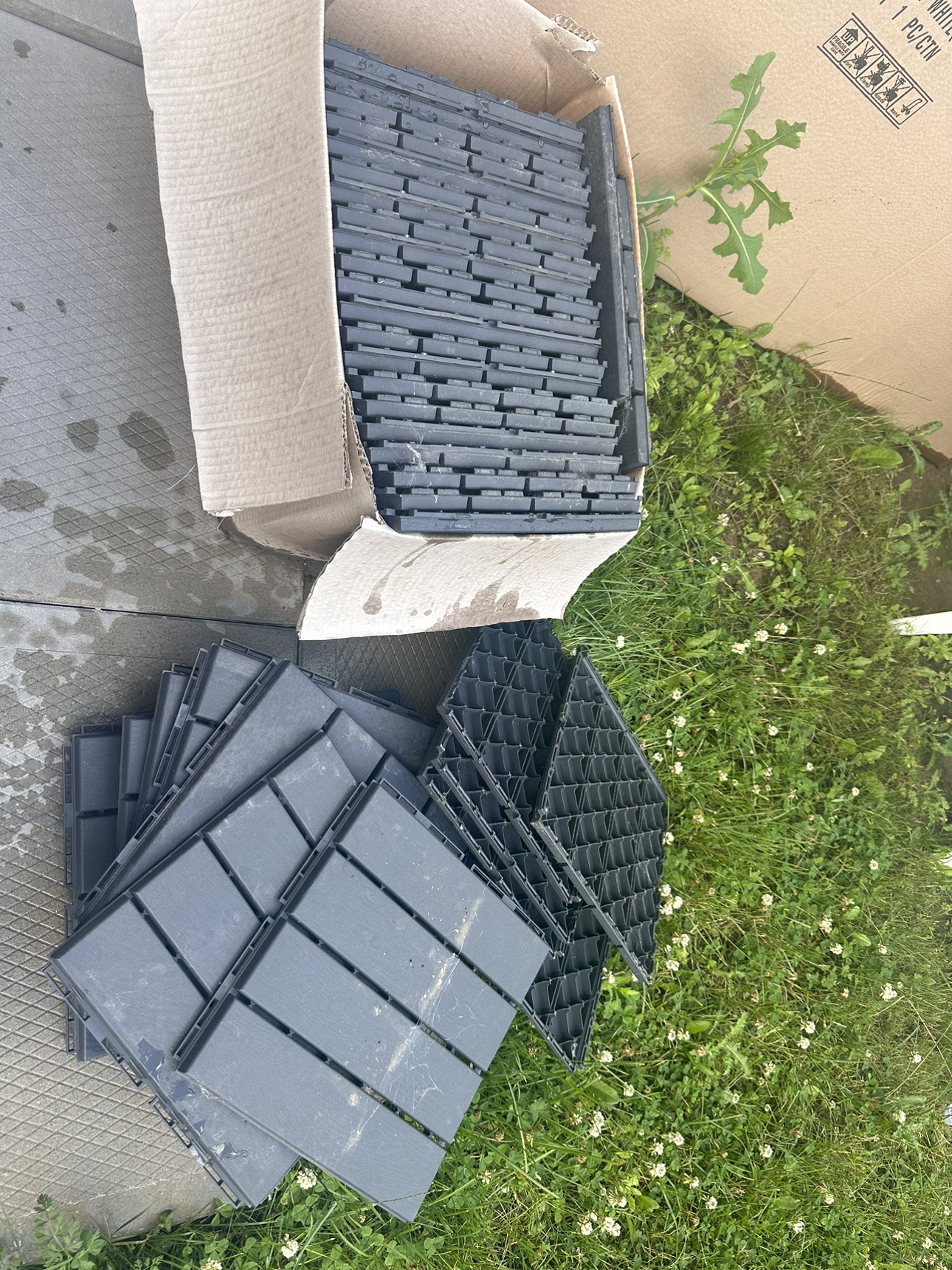 IKEA Balcony Tile - photo 2