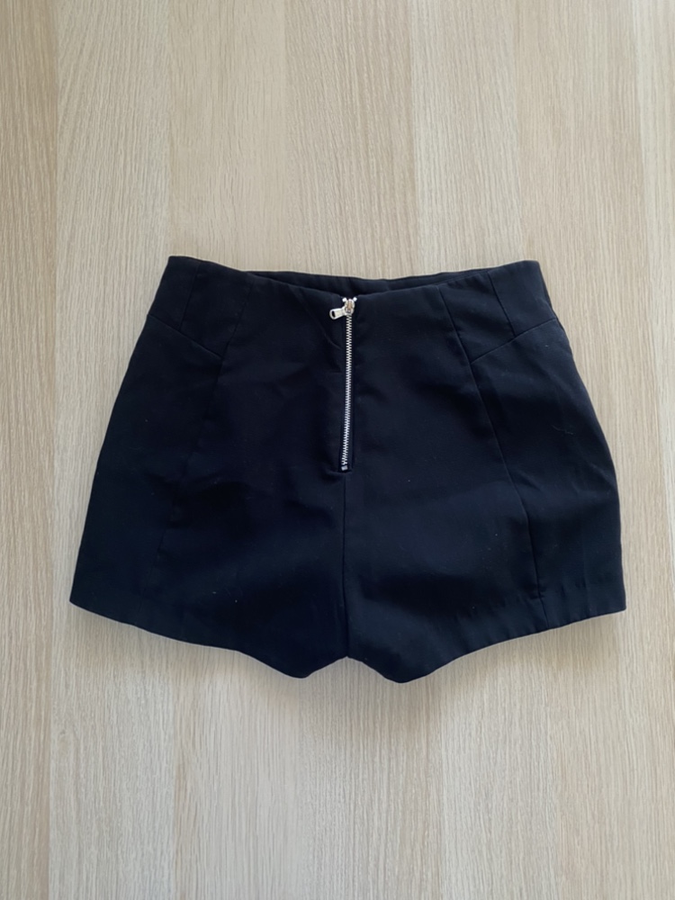 Black Short with zippers #freecycle - photo 2