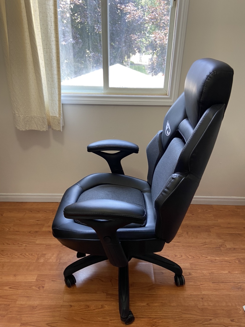 Black Gaming Chair - photo 3