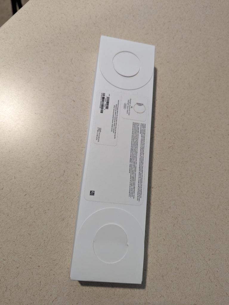 BRAND NEW Apple Watch SE - photo 3
