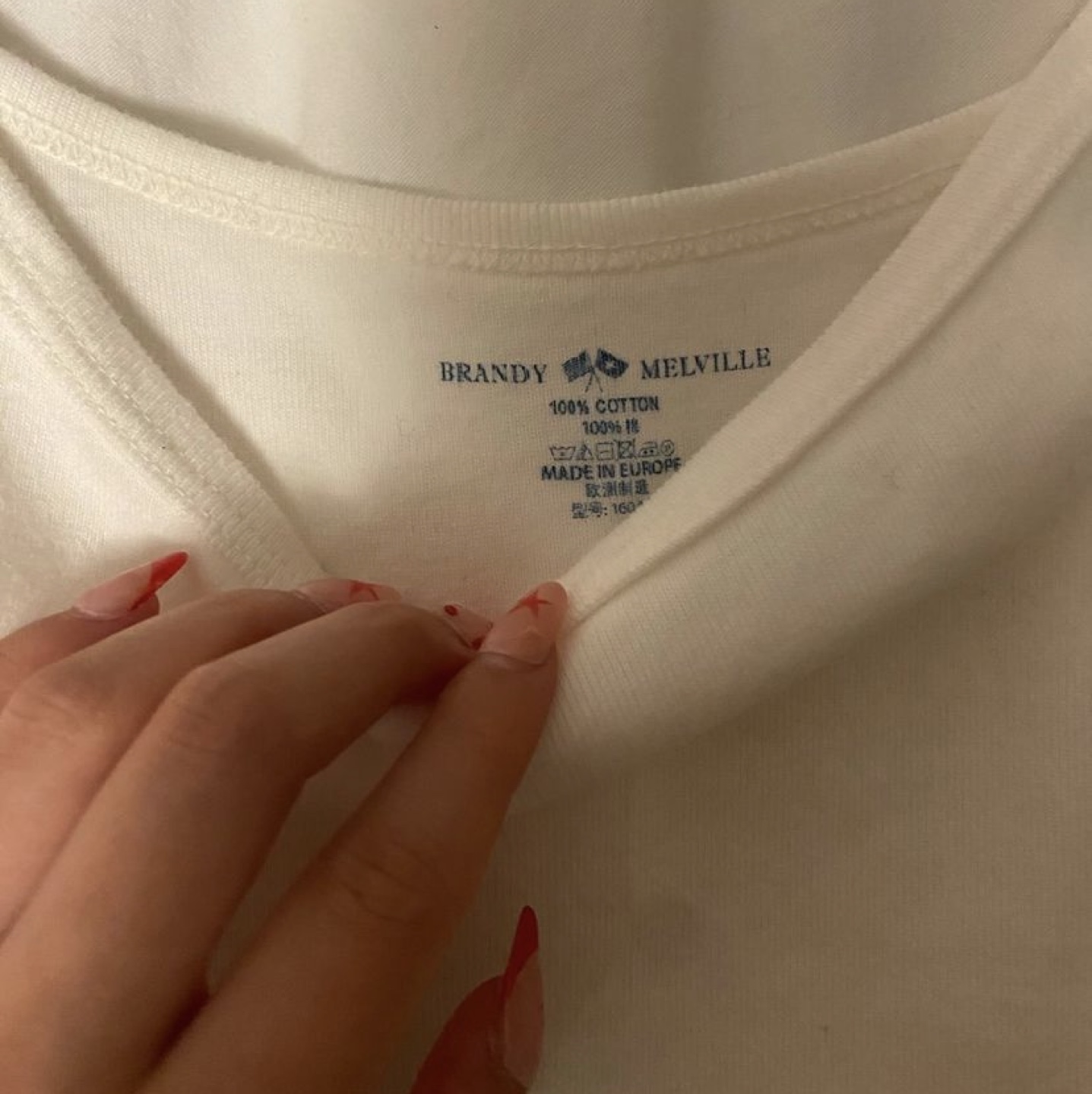 Brandy Melville tank image indicator(2)