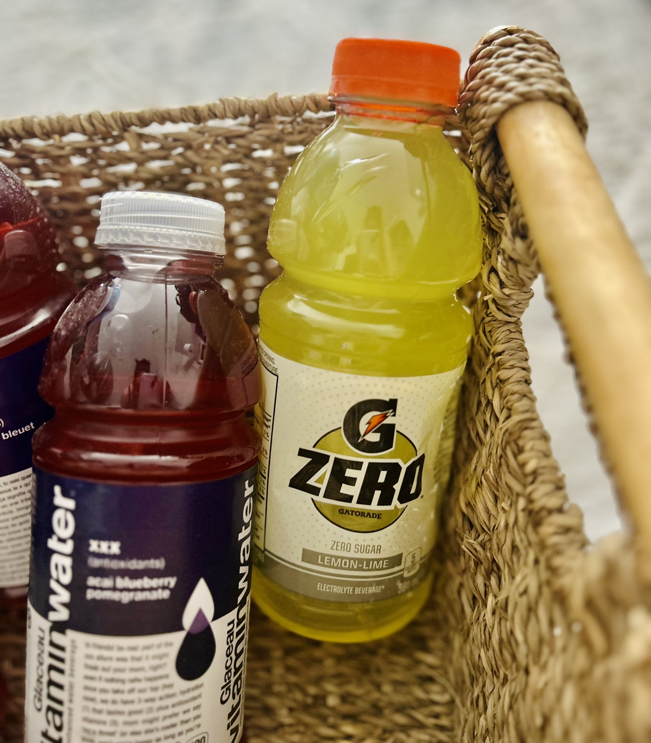 Vitamin Water & Gatorade Zero.  #Freecycle - photo 3