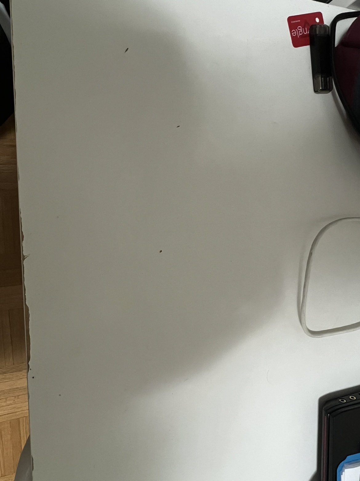 Ikea desk + chair - photo 2
