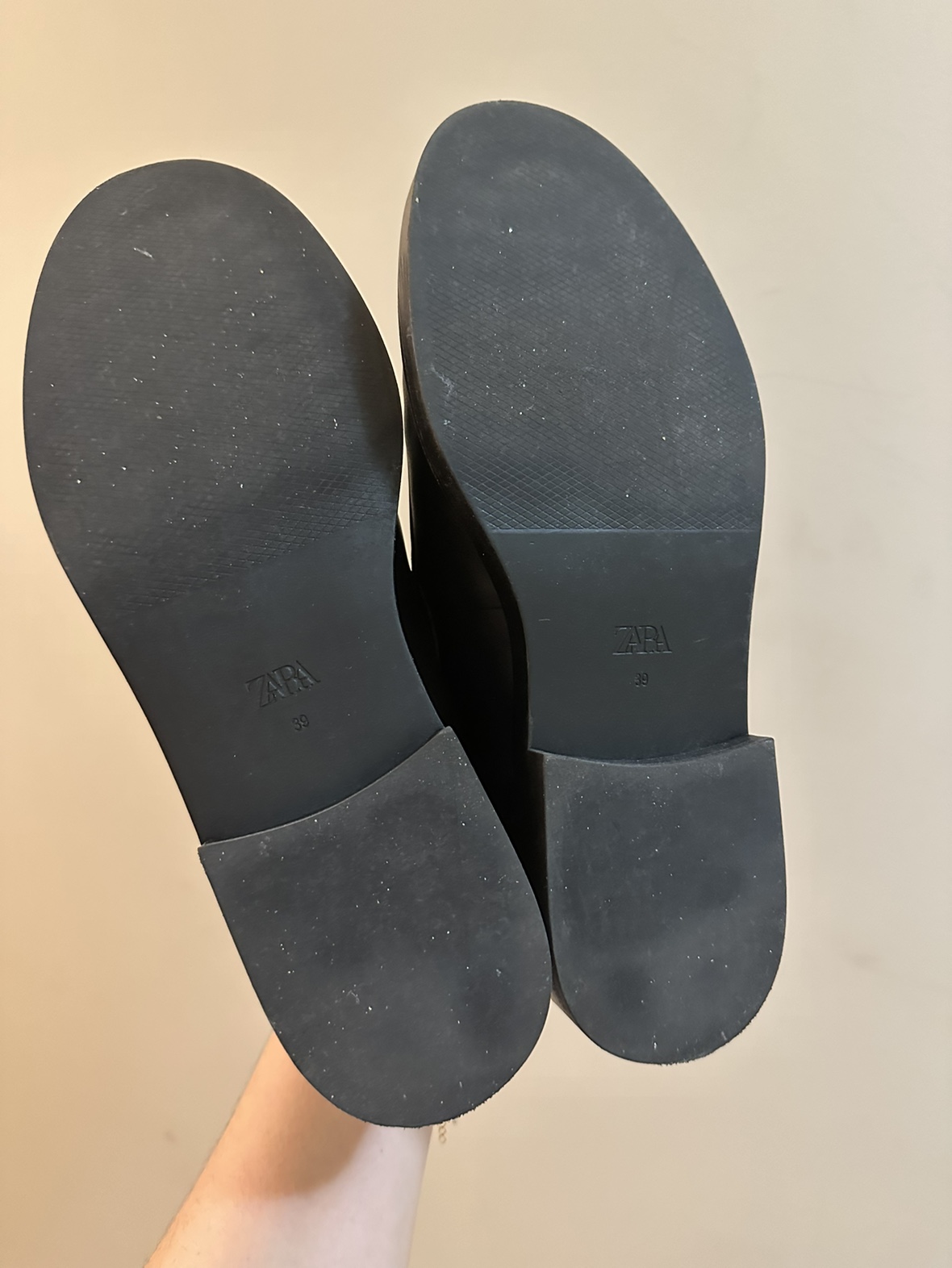 Zara Genuine Leather Loafers image indicator(3)