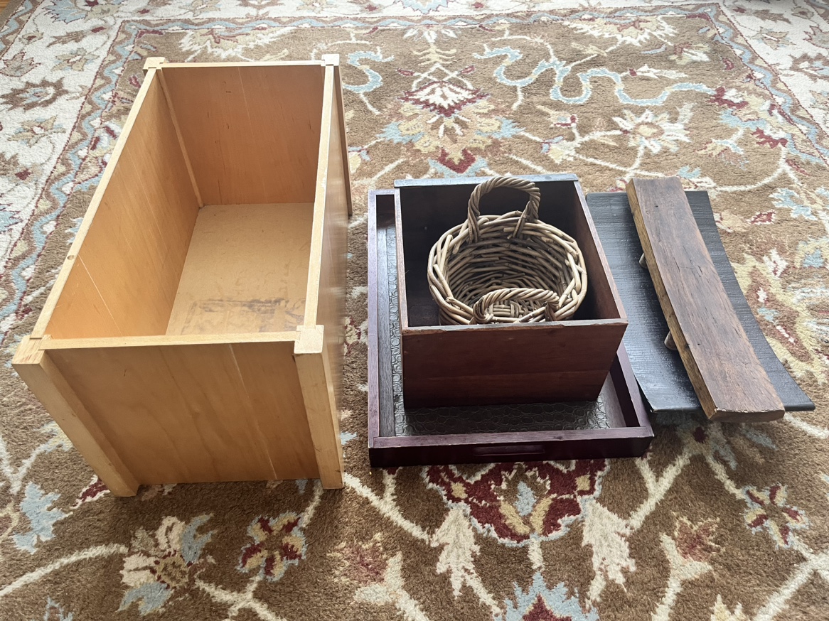 Random Assortment of Baskets/Trays