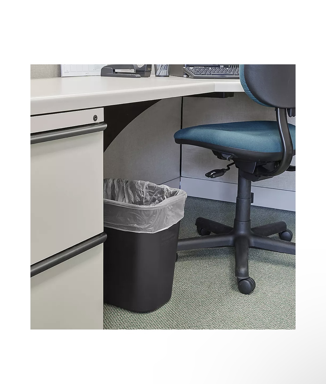 Trash can - photo 2