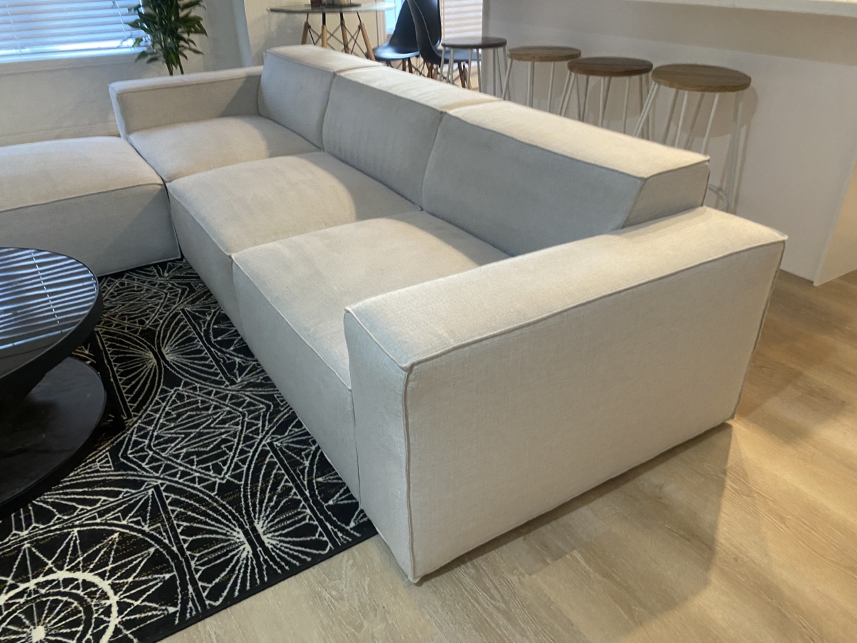 4-piece modular sectional Couch - photo 2