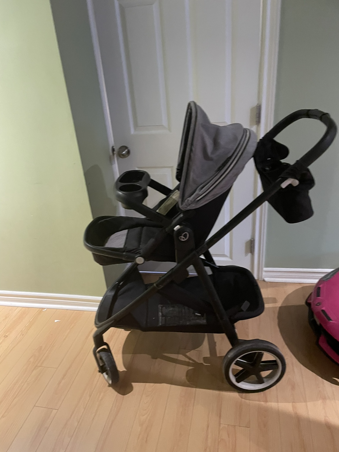 Evenflo - GOLD Pivot Xpand Travel System (Stroller) thumbnail