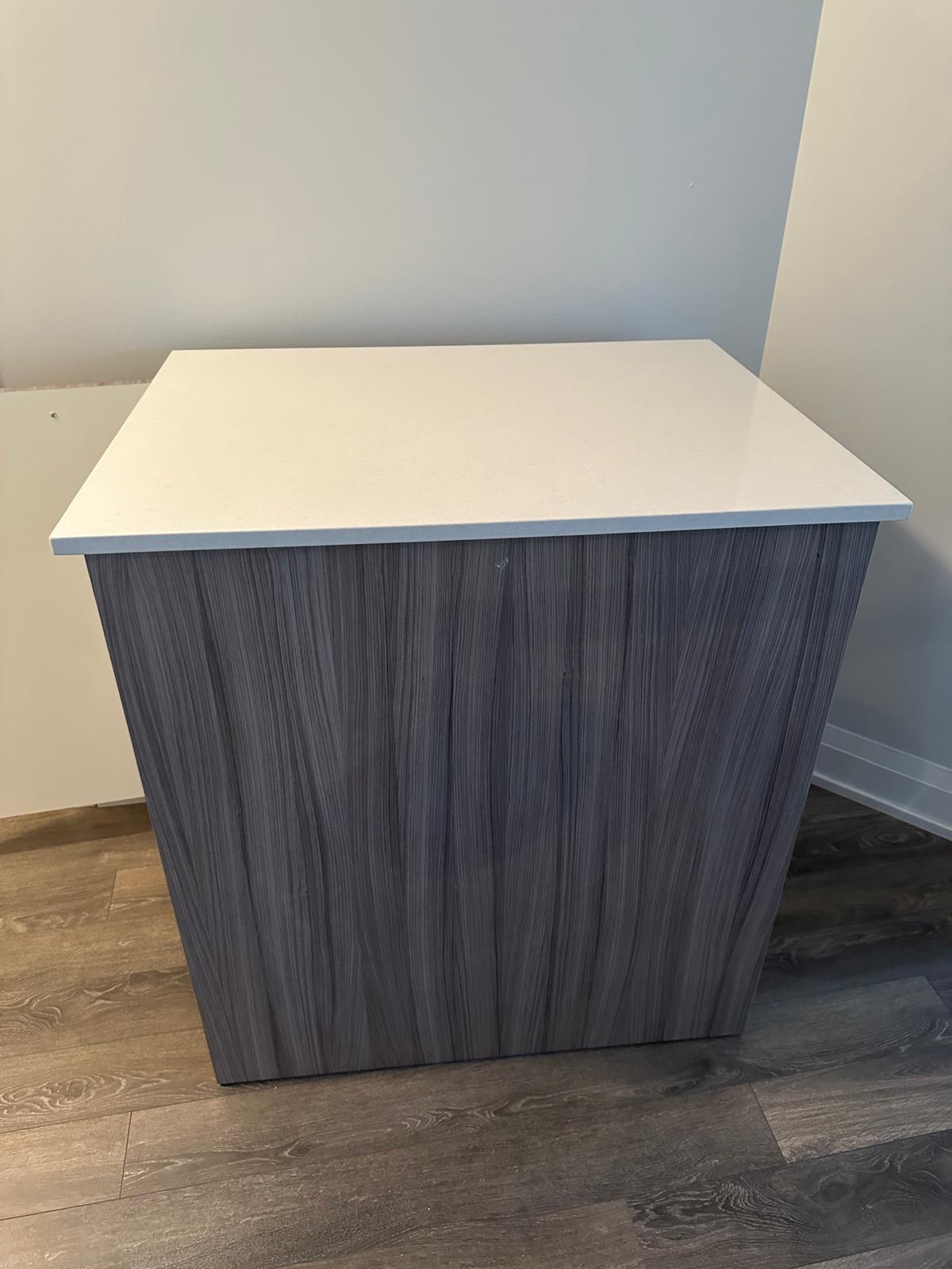 ⚠️MUST GO!⚠️Marble Kitchen Island with storage - photo 4