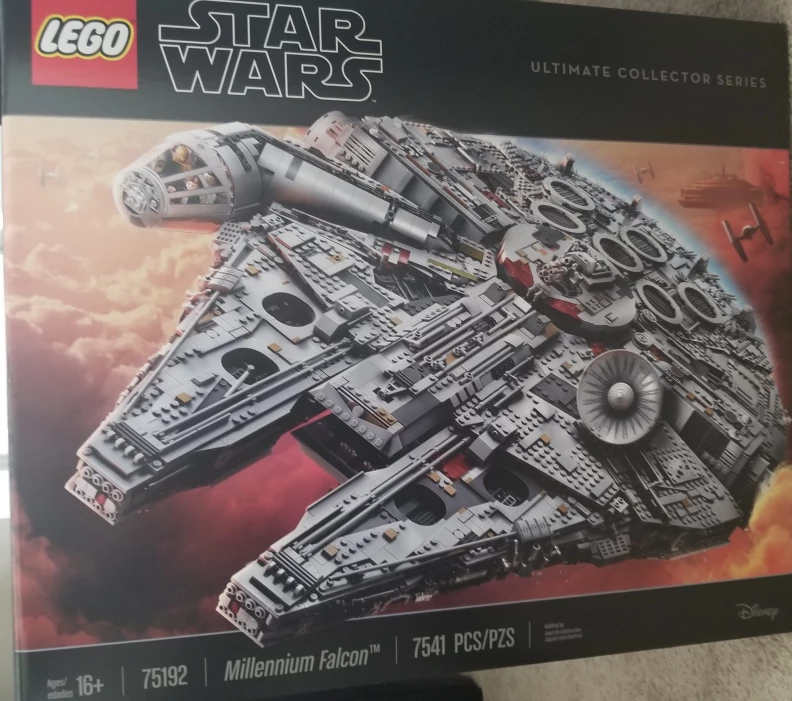 Lego Starwars Millennium Falcon