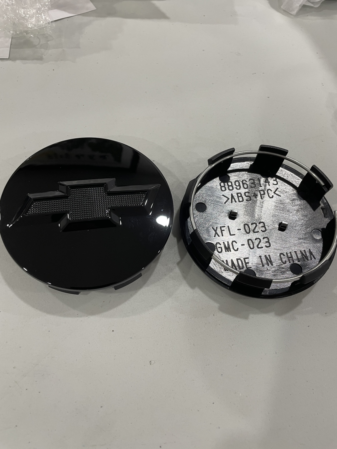 Chevrolet Wheel Center Caps Set of 4 - photo 3