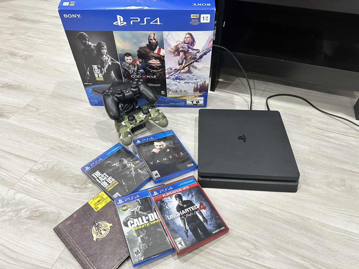 PS4 1 TB Bundle