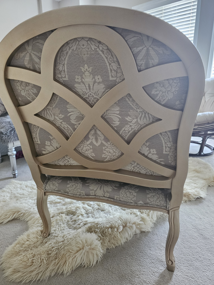 chair - photo 2