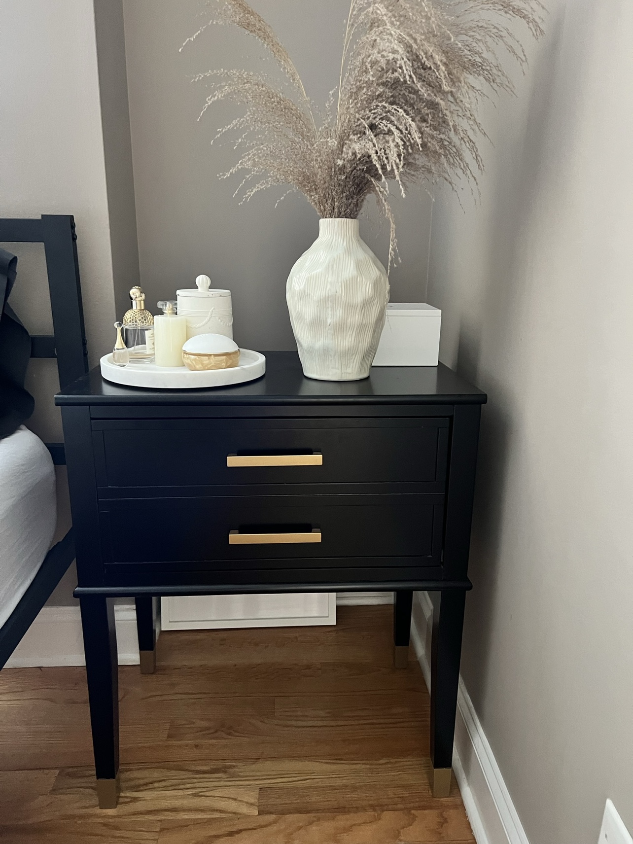 Selling night stand (1) - photo 2
