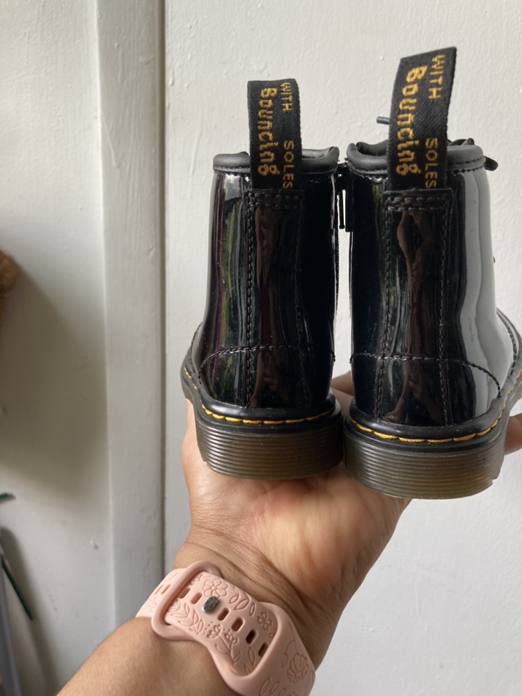 Dr Martens toddler boots size 8 - photo 4