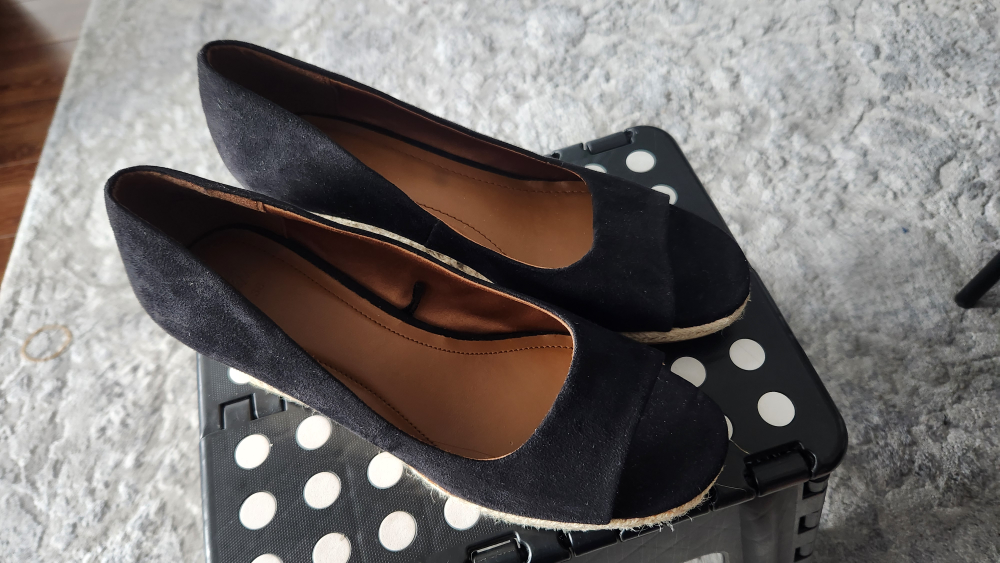 Size 7 shoes #freecycle image indicator(3)