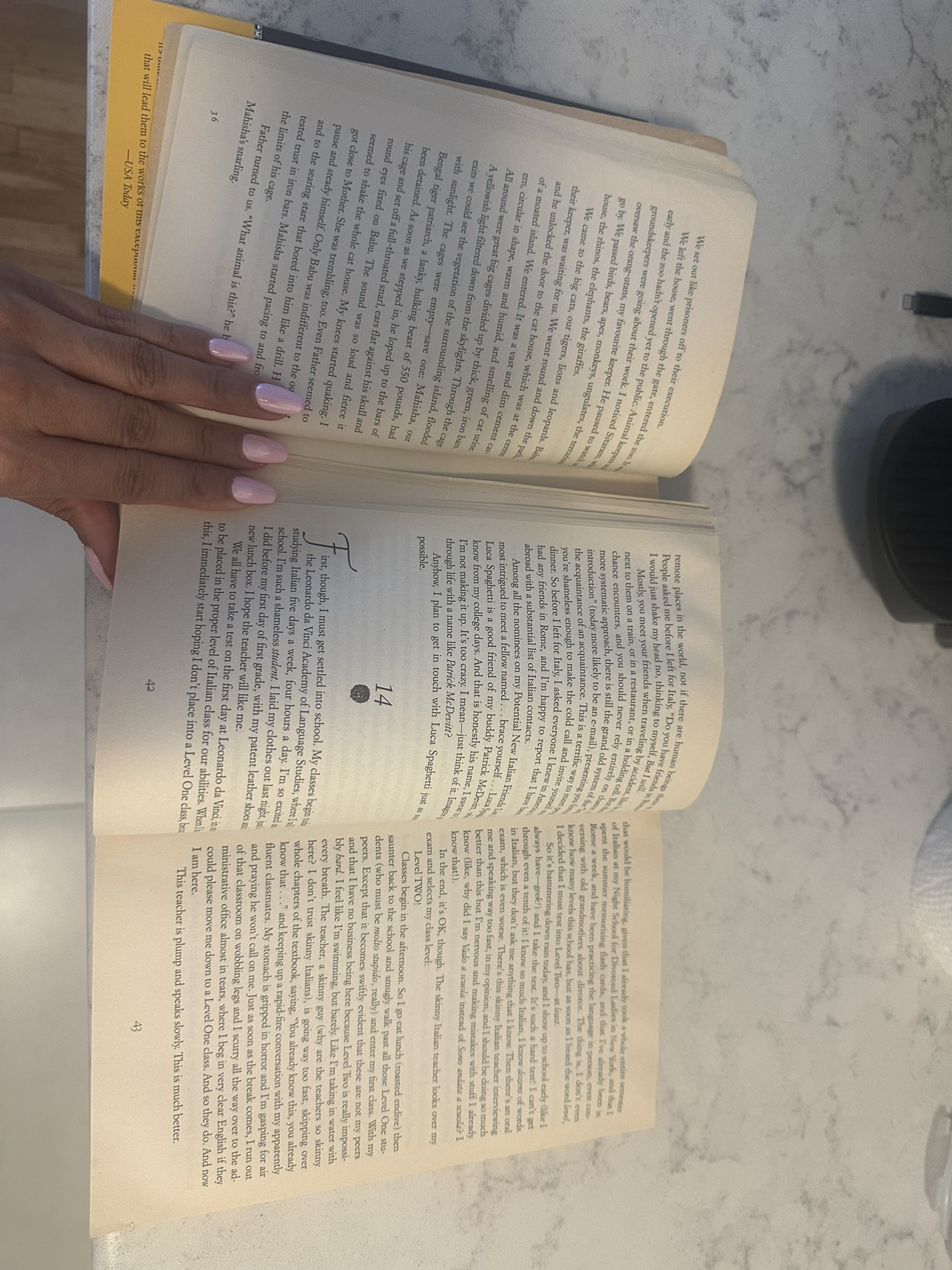 Books - photo 2