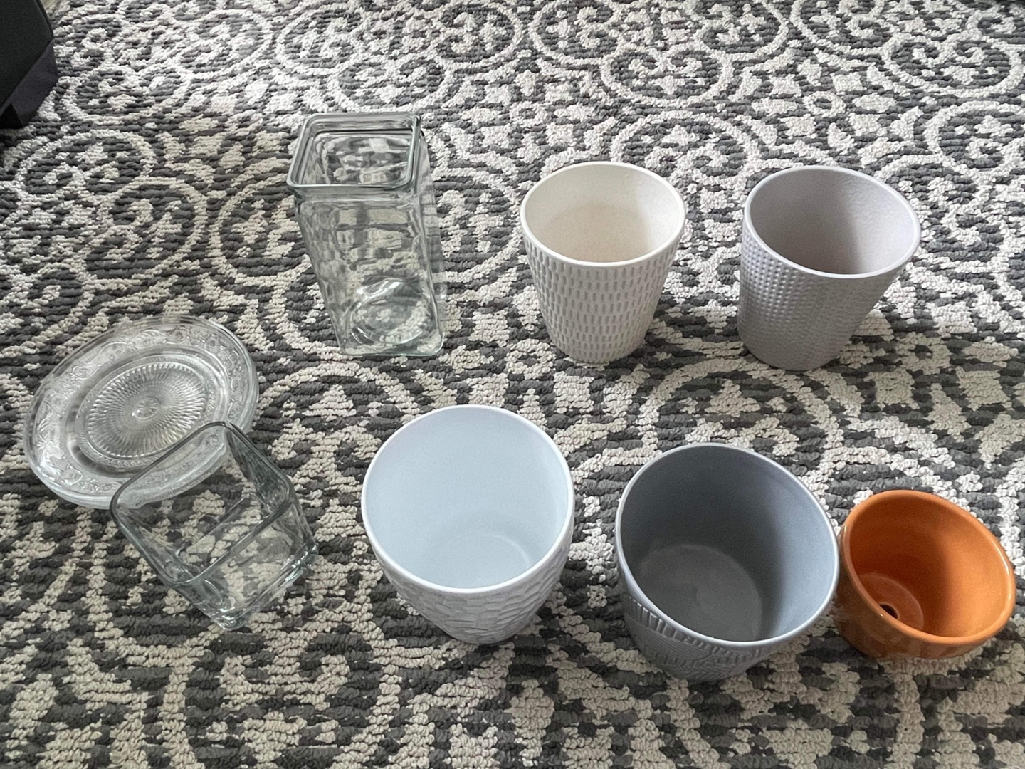 Flower pots/ vases