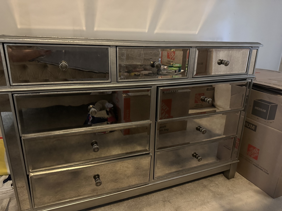 Pier 1 imports Dresser